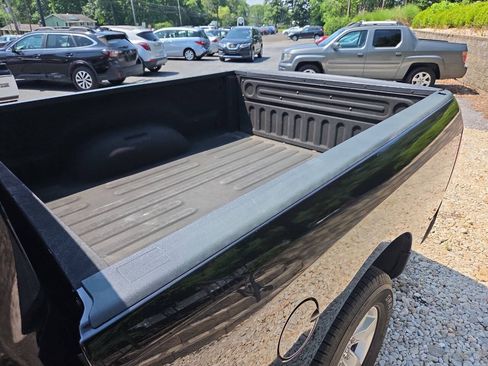 Used 2018 RAM 1500 Express AWD/4WD image 19