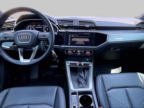 Used 2022 Audi Q3 2.0T Premium Plus AWD/4WD image 16