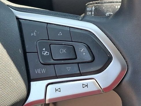 Used 2023 Volkswagen Tiguan SE w/ Panoramic Sunroof Package AWD/4WD image 23