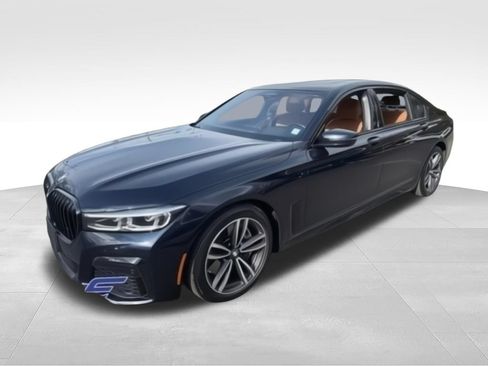 Used 2022 BMW 750Li xDrive AWD/4WD image 3