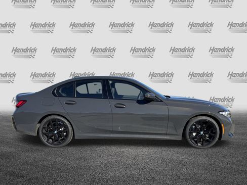 Used 2026 BMW 330i Sedan w/ M Sport Package image 10