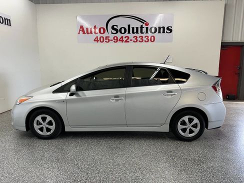 Used 2012 Toyota Prius Two image 4