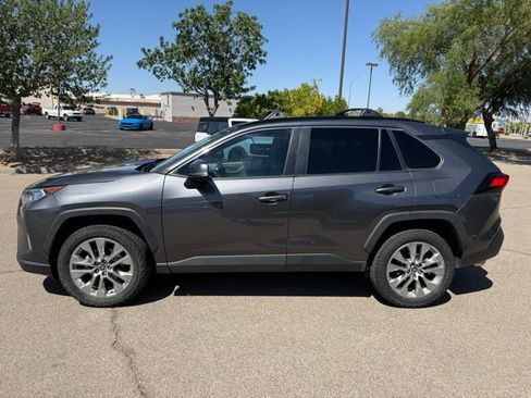 Used 2021 Toyota RAV4 XLE Premium AWD/4WD image 10
