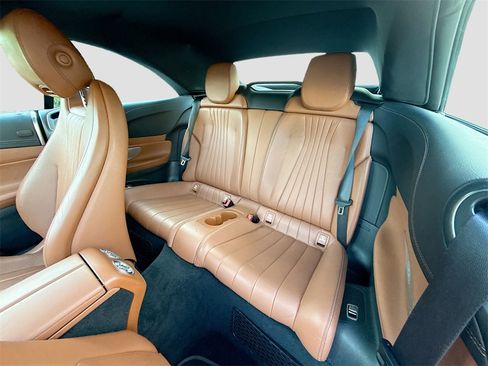 Used 2018 Mercedes-Benz E 400 4MATIC Cabriolet image 25