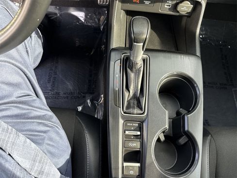 Used 2023 Honda Civic Sport image 28