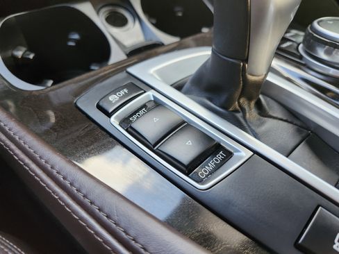 Used 2016 BMW 535i Sedan image 10