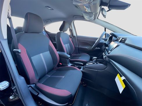 New 2025 Nissan Versa SR image 25