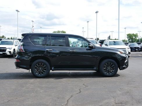 Used 2022 Lexus GX 460 Premium w/ Premium Package AWD/4WD image 4