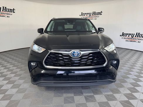 Used 2023 Toyota Highlander Limited AWD/4WD image 5