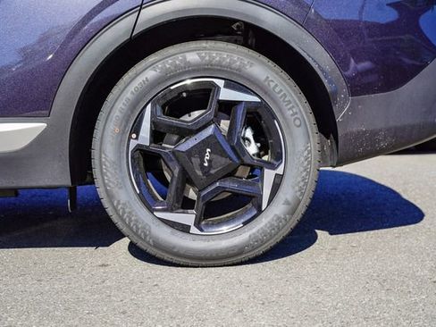 New 2026 Kia Sportage EX image 9