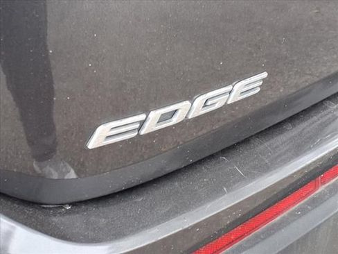 Used 2015 Ford Edge SEL w/ Equipment Group 201A AWD/4WD image 8