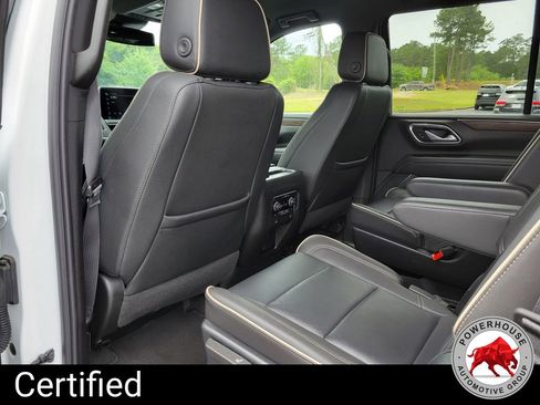 Used 2024 Chevrolet Tahoe Premier RWD image 16