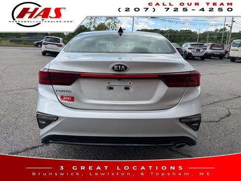 Used 2019 Kia Forte LXS FWD image 5