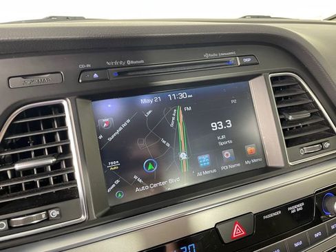 Used 2015 Hyundai Sonata Limited w/ Option Group 06 FWD image 7