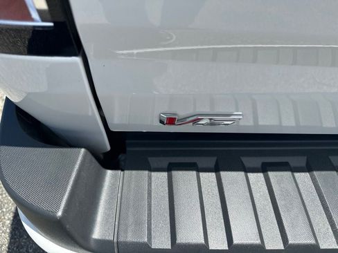 Used 2022 GMC Canyon Elevation w/ Elevation Premium Package AWD/4WD image 7