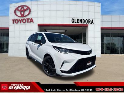 New 2026 Toyota Sienna XSE