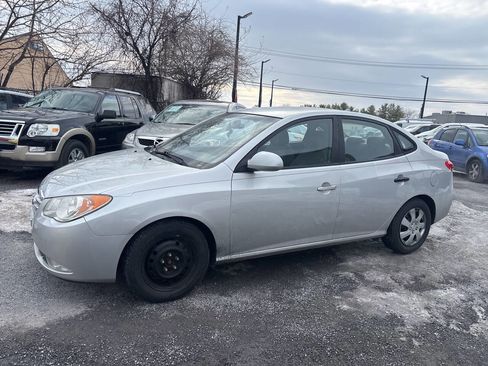 Used 2010 Hyundai Elantra GLS FWD image 13