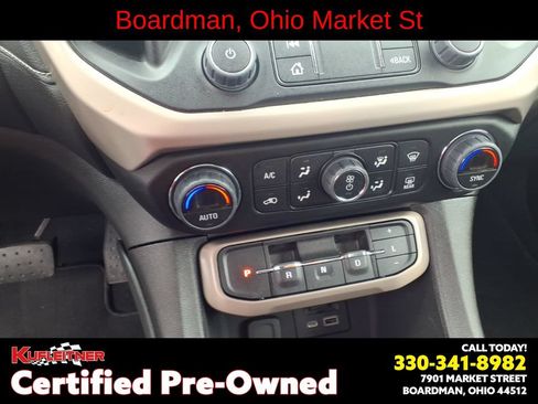 Used 2023 GMC Acadia Denali w/ Denali Ultimate Package AWD/4WD image 17