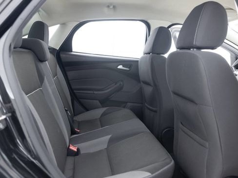Used 2013 Ford Focus SE FWD image 29