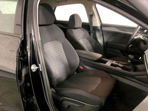Used 2025 Kia K5 LXS FWD image 7