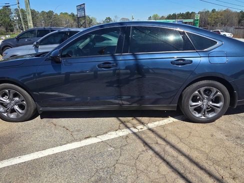 Used 2024 Honda Accord EX image 8