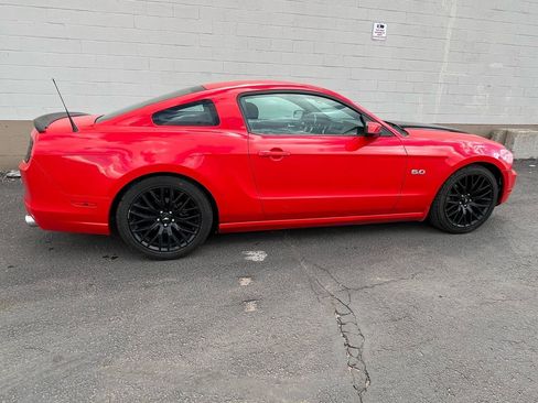 Used 2012 Ford Mustang GT image 8