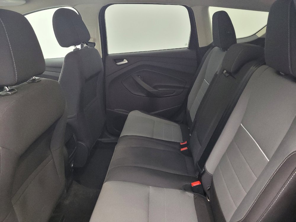 Used 2015 Ford Escape SE FWD image 18