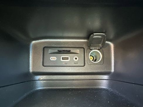 Used 2024 Chevrolet Equinox LT AWD/4WD image 40