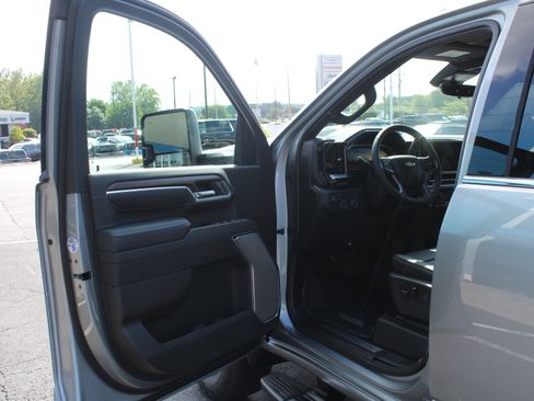 New 2026 Chevrolet Silverado 2500 High Country w/ Technology Package AWD/4WD image 11