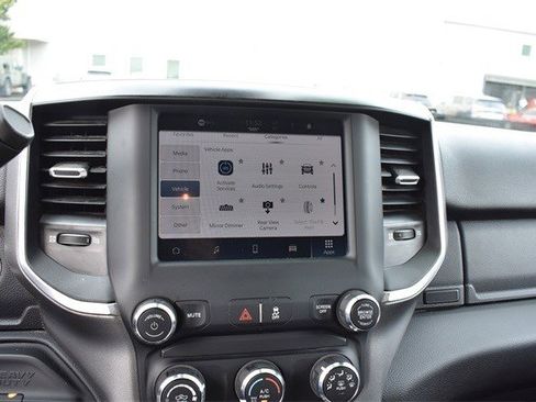 Used 2024 RAM 3500 Big Horn image 18