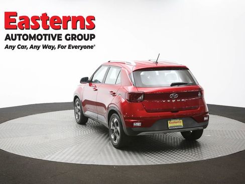 Used 2025 Hyundai Venue Limited image 65