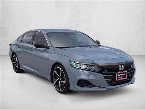 Used 2022 Honda Accord Sport image 3