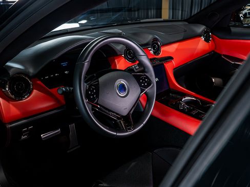 Used 2025 Karma Revero Luxury RWD image 40