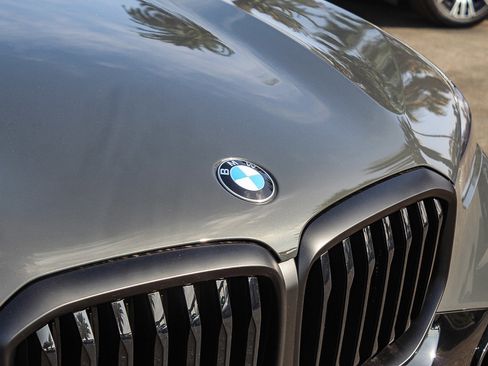 New 2026 BMW X5 sDrive40i w/ M Sport Package image 9