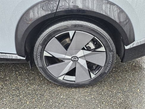 Certified 2024 Nissan Ariya AWD image 9