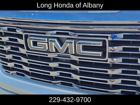 Used 2024 GMC Sierra 1500 Denali Ultimate AWD/4WD image 8