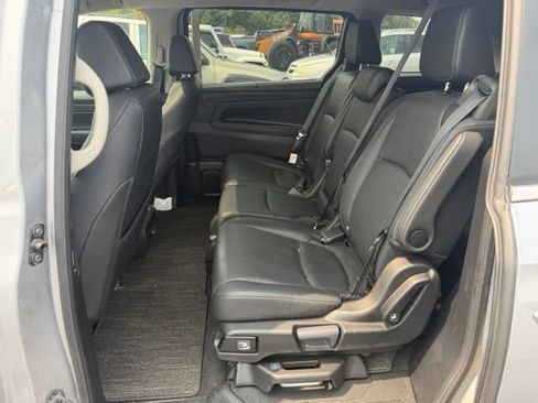 Used 2025 Honda Odyssey EX-L image 6