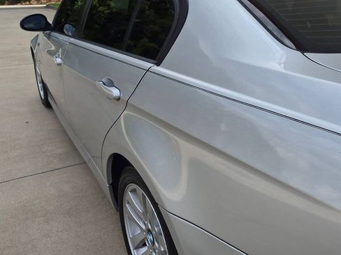 Used 2006 BMW 325i Sedan RWD image 19