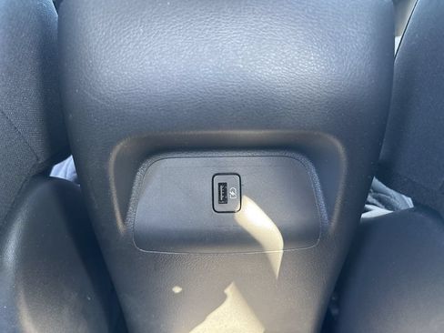 Used 2025 Nissan Sentra SV FWD image 35