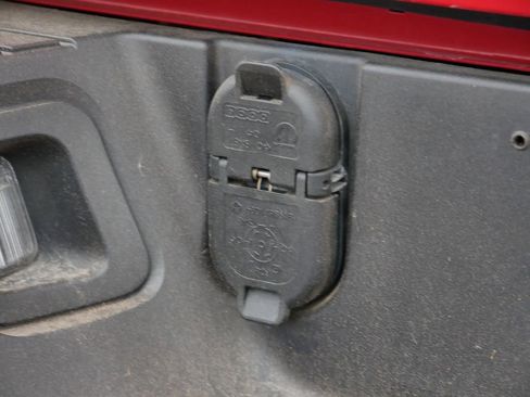 Used 2022 RAM 1500 Express w/ Wheel & Sound Group image 18