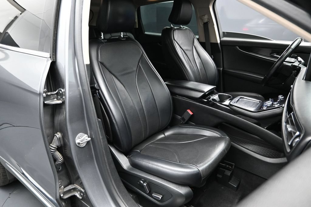 Used 2022 Lincoln Nautilus Reserve w/ Monochromatic Package AWD/4WD image 16