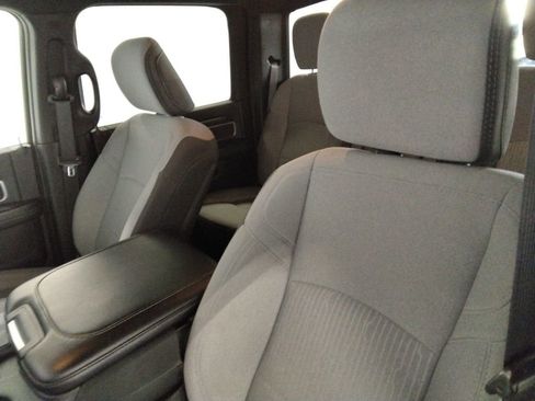 Used 2024 RAM 2500 Big Horn w/ Bed Utility Group image 31