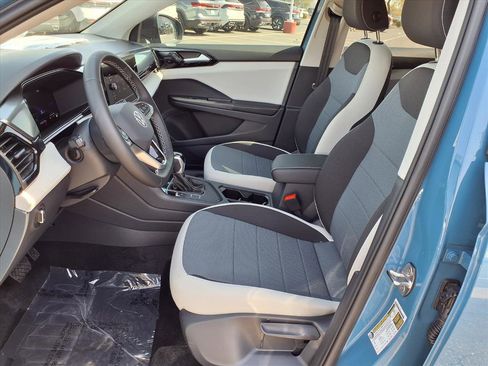 New 2026 Volkswagen Taos S image 9