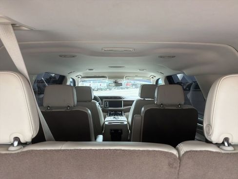 Used 2021 GMC Yukon XL Denali image 22