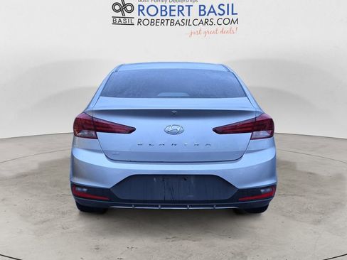 Used 2020 Hyundai Elantra SE image 4
