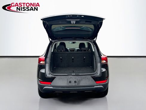 Used 2023 Chevrolet TrailBlazer LS image 33