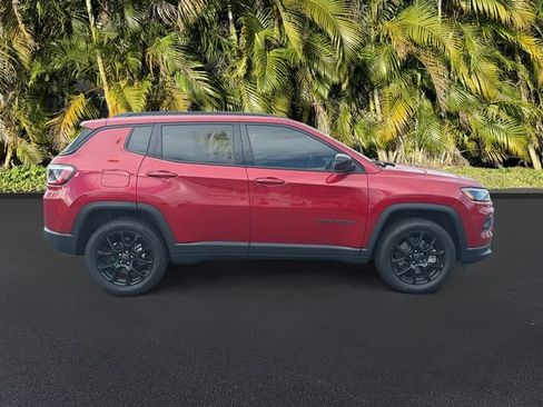 Used 2026 Jeep Compass Latitude AWD/4WD image 4