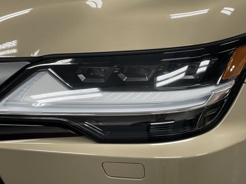 Used 2025 Lexus LX 700h Overtrail image 16