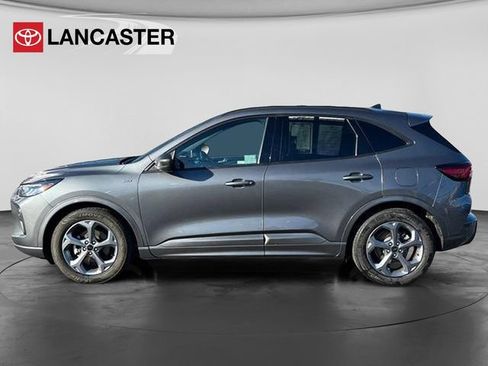 Used 2023 Ford Escape ST-Line FWD image 4