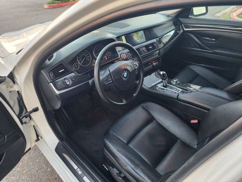 Used 2012 BMW 528i Sedan RWD image 17
